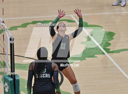 Thumbnail 3 in Westfield @ Yorktown photogallery.