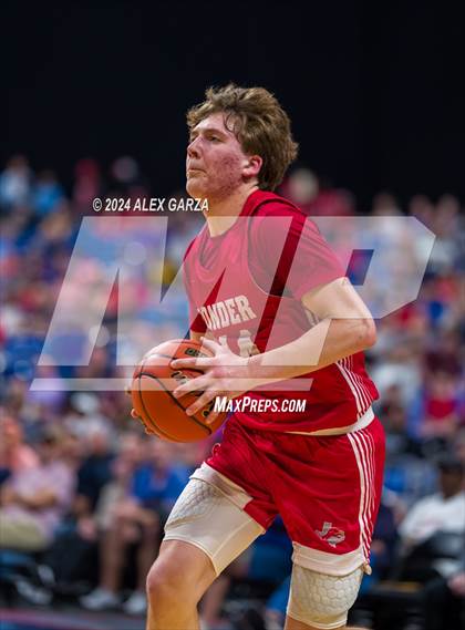 Thumbnail 3 in Holliday vs Ponder (UIL 3A Basketball Semifinal) photogallery.
