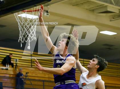 Thumbnail 3 in Chaparral vs Queen Creek (Sunnyslope Hoopsgiving Tournament) photogallery.