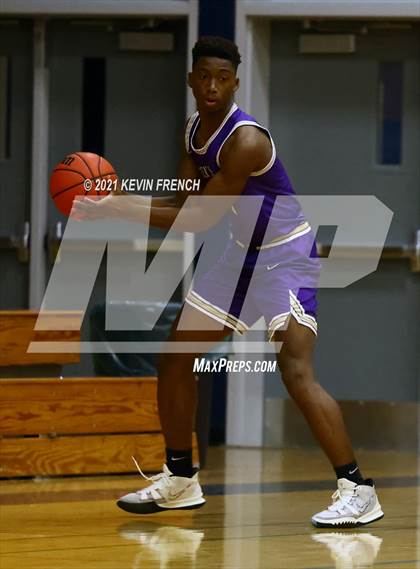 Thumbnail 1 in Chaparral vs Queen Creek (Sunnyslope Hoopsgiving Tournament) photogallery.