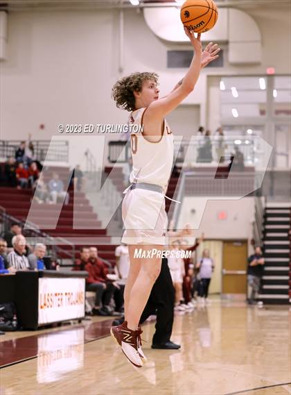 Thumbnail 3 in Walton @ Lassiter photogallery.