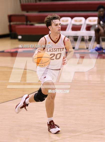 Thumbnail 3 in Walton @ Lassiter photogallery.
