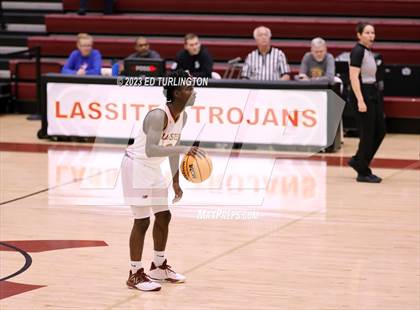 Thumbnail 1 in Walton @ Lassiter photogallery.