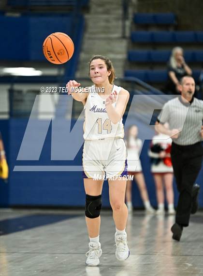 Thumbnail 1 in Central Arkansas Christian vs. Baptist Prep (AAA 3A-5 district first round) photogallery.