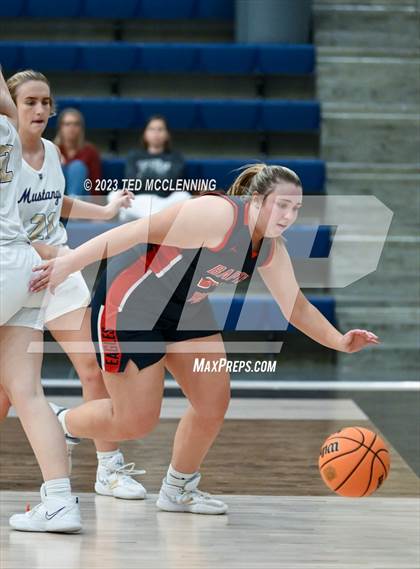 Thumbnail 3 in Central Arkansas Christian vs. Baptist Prep (AAA 3A-5 district first round) photogallery.