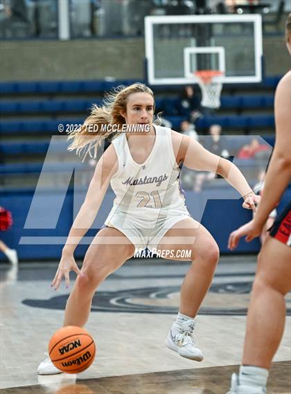 Thumbnail 2 in Central Arkansas Christian vs. Baptist Prep (AAA 3A-5 district first round) photogallery.