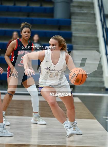 Thumbnail 2 in Central Arkansas Christian vs. Baptist Prep (AAA 3A-5 district first round) photogallery.