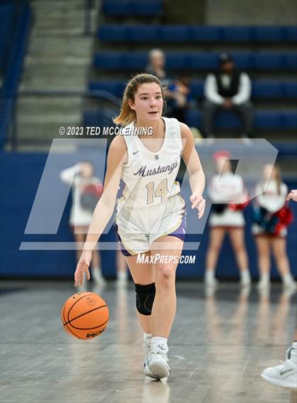 Thumbnail 2 in Central Arkansas Christian vs. Baptist Prep (AAA 3A-5 district first round) photogallery.