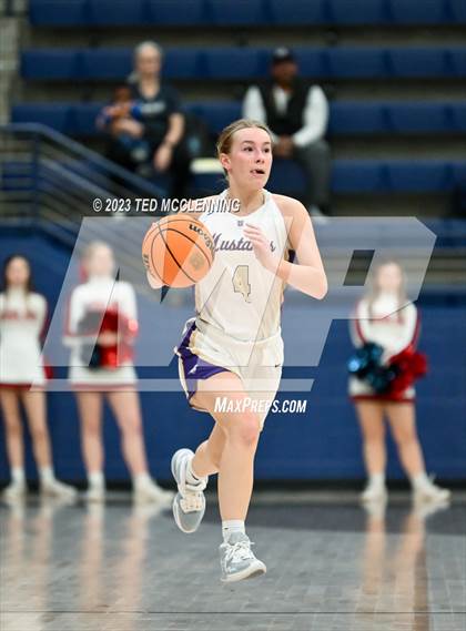 Thumbnail 1 in Central Arkansas Christian vs. Baptist Prep (AAA 3A-5 district first round) photogallery.
