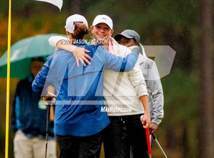 Thumbnail 3 in NCHSAA 8A Finals photogallery.