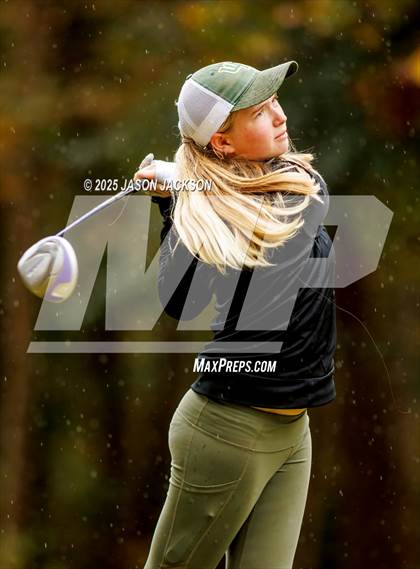 Thumbnail 2 in NCHSAA 8A Finals photogallery.