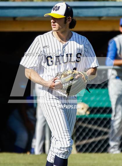 Thumbnail 2 in The Webb Schools vs Avalon photogallery.