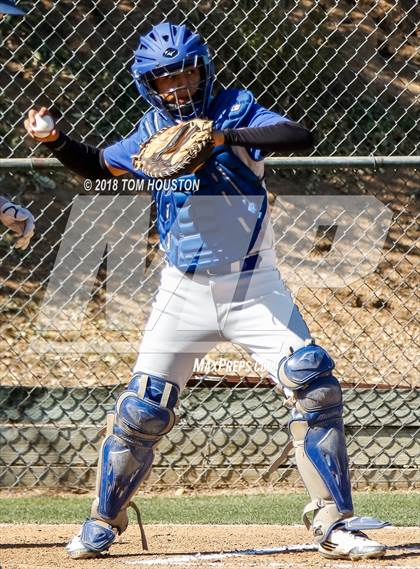 Thumbnail 2 in The Webb Schools vs Avalon photogallery.