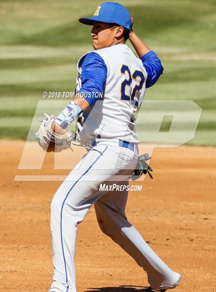 Thumbnail 2 in The Webb Schools vs Avalon photogallery.
