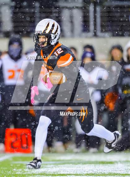 Thumbnail 3 in Avon vs. Anderson (OHSAA Division 2 Final) photogallery.