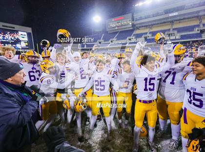 Thumbnail 1 in Avon vs. Anderson (OHSAA Division 2 Final) photogallery.