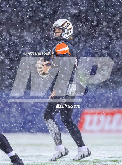 Thumbnail 1 in Avon vs. Anderson (OHSAA Division 2 Final) photogallery.