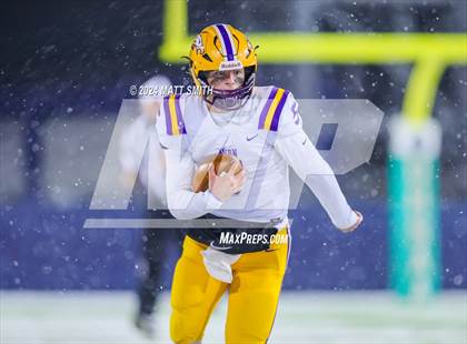 Thumbnail 1 in Avon vs. Anderson (OHSAA Division 2 Final) photogallery.