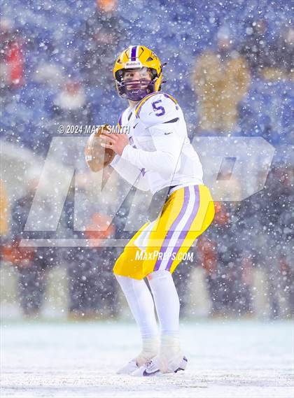 Thumbnail 3 in Avon vs. Anderson (OHSAA Division 2 Final) photogallery.
