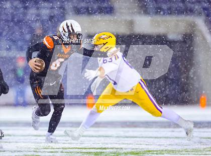 Thumbnail 2 in Avon vs. Anderson (OHSAA Division 2 Final) photogallery.