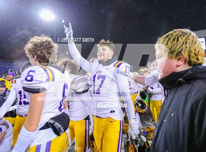 Thumbnail 1 in Avon vs. Anderson (OHSAA Division 2 Final) photogallery.