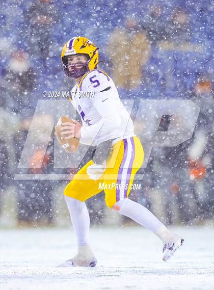 Thumbnail 1 in Avon vs. Anderson (OHSAA Division 2 Final) photogallery.