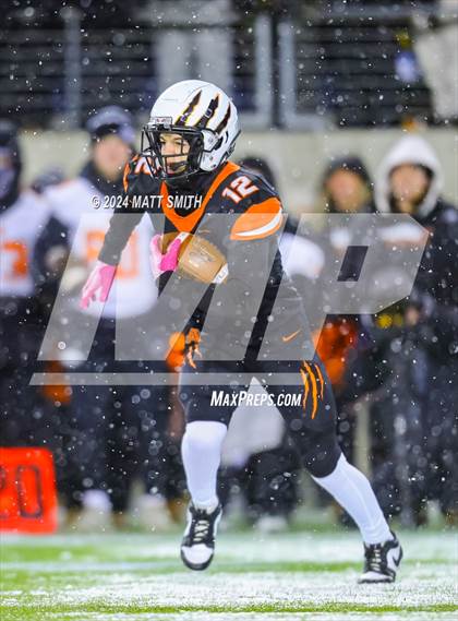 Thumbnail 2 in Avon vs. Anderson (OHSAA Division 2 Final) photogallery.
