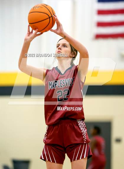 Thumbnail 1 in Maplesville @ Billingsley photogallery.