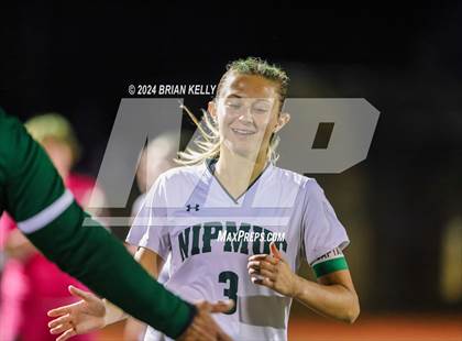 Thumbnail 3 in Norwell vs Nipmuc Regional (MIAA Division 3 Semifinal) photogallery.