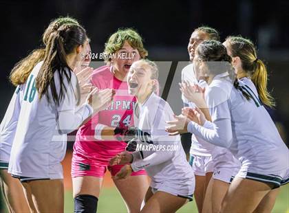 Thumbnail 2 in Norwell vs Nipmuc Regional (MIAA Division 3 Semifinal) photogallery.