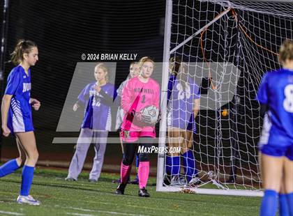 Thumbnail 2 in Norwell vs Nipmuc Regional (MIAA Division 3 Semifinal) photogallery.