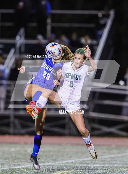 Thumbnail 2 in Norwell vs Nipmuc Regional (MIAA Division 3 Semifinal) photogallery.