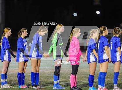 Thumbnail 2 in Norwell vs Nipmuc Regional (MIAA Division 3 Semifinal) photogallery.