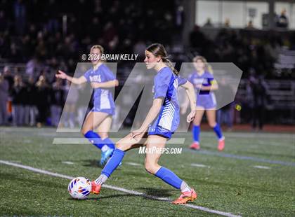 Thumbnail 3 in Norwell vs Nipmuc Regional (MIAA Division 3 Semifinal) photogallery.