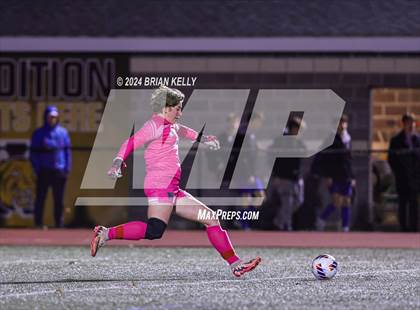 Thumbnail 1 in Norwell vs Nipmuc Regional (MIAA Division 3 Semifinal) photogallery.