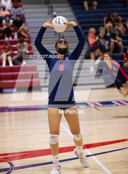 Thumbnail 1 in King @ Great Oak photogallery.