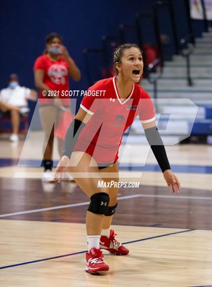 Thumbnail 3 in King @ Great Oak photogallery.