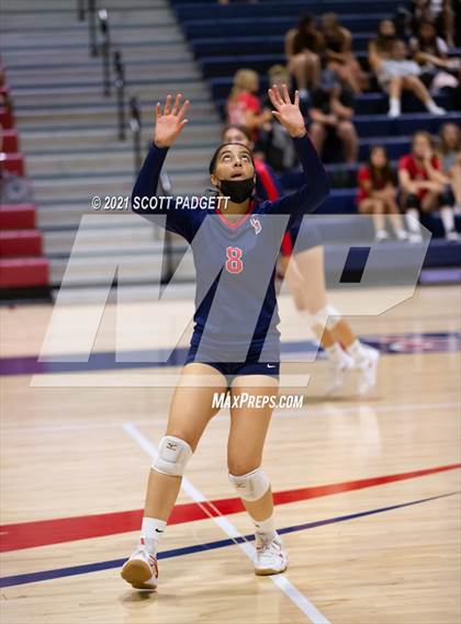 Thumbnail 2 in King @ Great Oak photogallery.