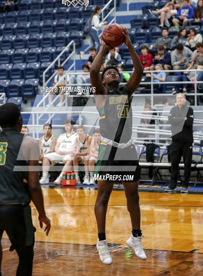 Thumbnail 3 in Clyde vs Benbrook photogallery.