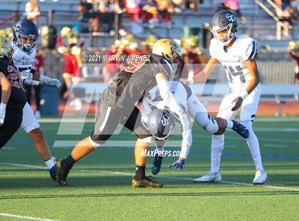 Thumbnail 3 in Oaks Christian vs Sierra Canyon photogallery.