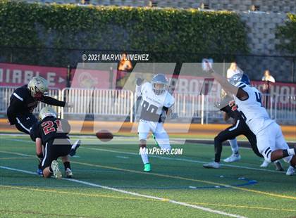 Thumbnail 2 in Oaks Christian vs Sierra Canyon photogallery.