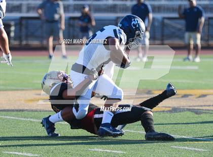 Thumbnail 2 in Oaks Christian vs Sierra Canyon photogallery.