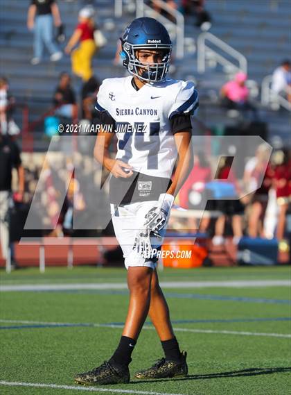 Thumbnail 2 in Oaks Christian vs Sierra Canyon photogallery.