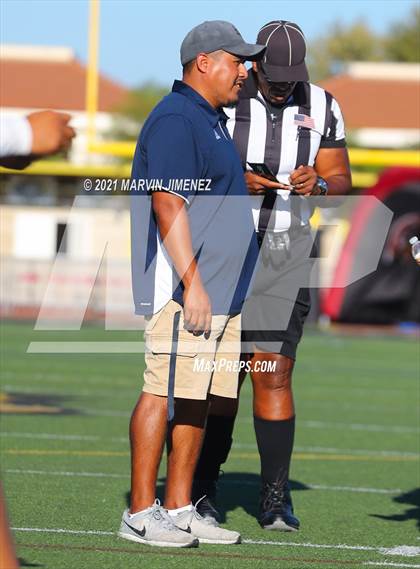 Thumbnail 1 in Oaks Christian vs Sierra Canyon photogallery.
