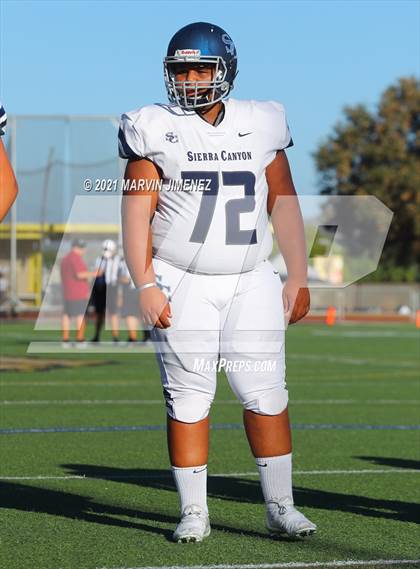 Thumbnail 3 in Oaks Christian vs Sierra Canyon photogallery.