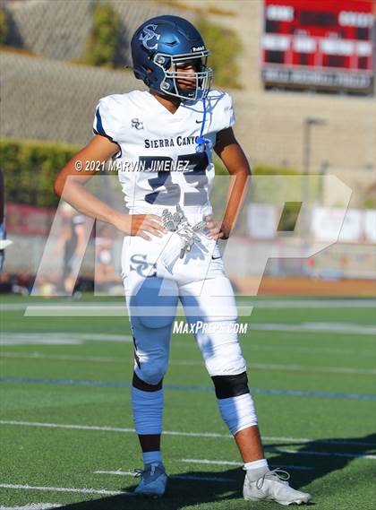 Thumbnail 3 in Oaks Christian vs Sierra Canyon photogallery.