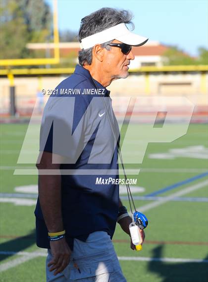 Thumbnail 1 in Oaks Christian vs Sierra Canyon photogallery.