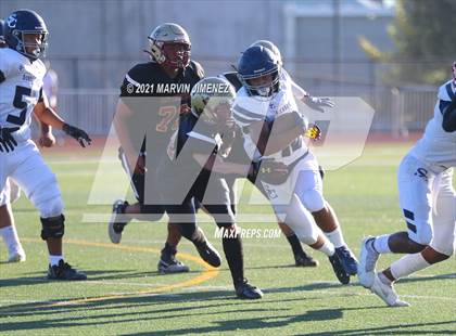 Thumbnail 1 in Oaks Christian vs Sierra Canyon photogallery.