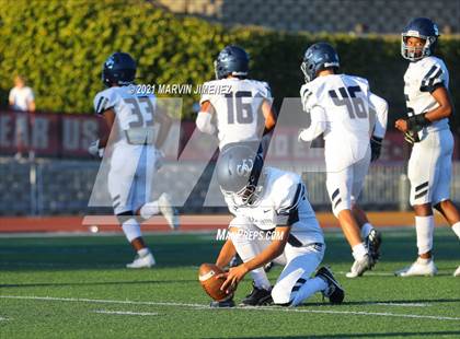 Thumbnail 2 in Oaks Christian vs Sierra Canyon photogallery.