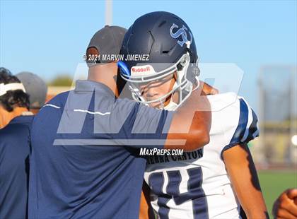 Thumbnail 2 in Oaks Christian vs Sierra Canyon photogallery.